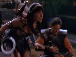 extant_XenaWarriorPrincess_1x12-BewareGreeksBearingGifts_2961