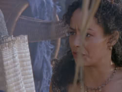 extant_XenaWarriorPrincess_1x12-BewareGreeksBearingGifts_3171