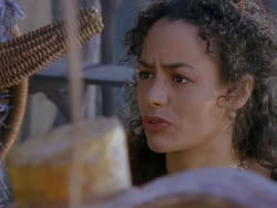extant_XenaWarriorPrincess_1x12-BewareGreeksBearingGifts_3179