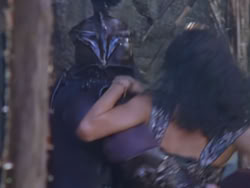 extant_XenaWarriorPrincess_1x12-BewareGreeksBearingGifts_3199