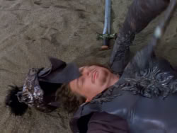 extant_XenaWarriorPrincess_1x12-BewareGreeksBearingGifts_3297