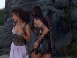 extant_XenaWarriorPrincess_1x12-BewareGreeksBearingGifts_3325