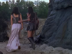 extant_XenaWarriorPrincess_1x12-BewareGreeksBearingGifts_3328