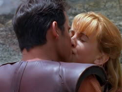 extant_XenaWarriorPrincess_1x12-BewareGreeksBearingGifts_3386
