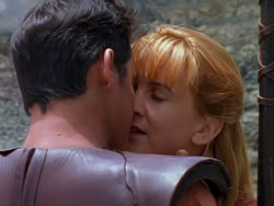 extant_XenaWarriorPrincess_1x12-BewareGreeksBearingGifts_3387