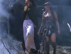 extant_XenaWarriorPrincess_1x12-BewareGreeksBearingGifts_3413
