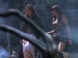 extant_XenaWarriorPrincess_1x12-BewareGreeksBearingGifts_3422