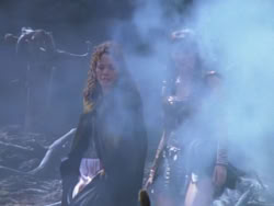 extant_XenaWarriorPrincess_1x12-BewareGreeksBearingGifts_3428
