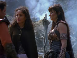 extant_XenaWarriorPrincess_1x12-BewareGreeksBearingGifts_3455