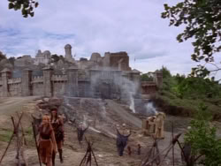 extant_XenaWarriorPrincess_1x12-BewareGreeksBearingGifts_3551