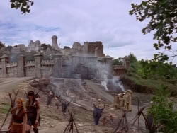 extant_XenaWarriorPrincess_1x12-BewareGreeksBearingGifts_3553