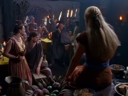 extant_XenaWarriorPrincess_1x13-AthensCityAcademyOfThePerformingBards_0033