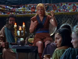 extant_XenaWarriorPrincess_1x13-AthensCityAcademyOfThePerformingBards_0045