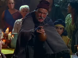 extant_XenaWarriorPrincess_1x13-AthensCityAcademyOfThePerformingBards_0050