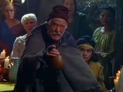 extant_XenaWarriorPrincess_1x13-AthensCityAcademyOfThePerformingBards_0051