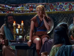 extant_XenaWarriorPrincess_1x13-AthensCityAcademyOfThePerformingBards_0060