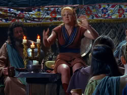 extant_XenaWarriorPrincess_1x13-AthensCityAcademyOfThePerformingBards_0064