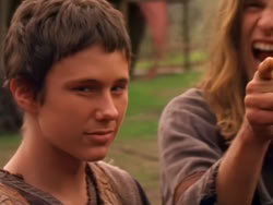extant_XenaWarriorPrincess_1x13-AthensCityAcademyOfThePerformingBards_0145