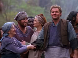 extant_XenaWarriorPrincess_1x13-AthensCityAcademyOfThePerformingBards_0153