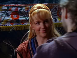 extant_XenaWarriorPrincess_1x13-AthensCityAcademyOfThePerformingBards_0192