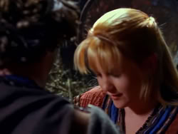 extant_XenaWarriorPrincess_1x13-AthensCityAcademyOfThePerformingBards_0206