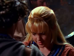 extant_XenaWarriorPrincess_1x13-AthensCityAcademyOfThePerformingBards_0209