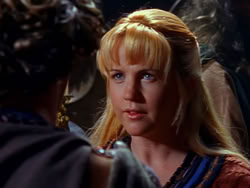 extant_XenaWarriorPrincess_1x13-AthensCityAcademyOfThePerformingBards_0219