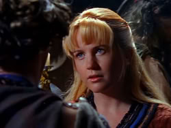 extant_XenaWarriorPrincess_1x13-AthensCityAcademyOfThePerformingBards_0226