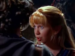 extant_XenaWarriorPrincess_1x13-AthensCityAcademyOfThePerformingBards_0254