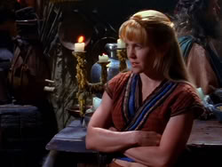 extant_XenaWarriorPrincess_1x13-AthensCityAcademyOfThePerformingBards_0279