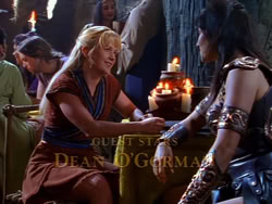 extant_XenaWarriorPrincess_1x13-AthensCityAcademyOfThePerformingBards_0321