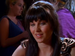 extant_XenaWarriorPrincess_1x13-AthensCityAcademyOfThePerformingBards_0411