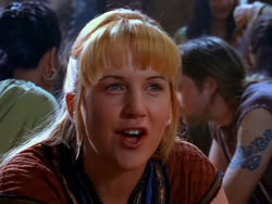 extant_XenaWarriorPrincess_1x13-AthensCityAcademyOfThePerformingBards_0423