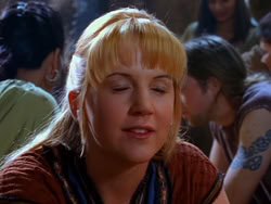 extant_XenaWarriorPrincess_1x13-AthensCityAcademyOfThePerformingBards_0427