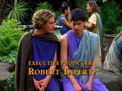 extant_XenaWarriorPrincess_1x13-AthensCityAcademyOfThePerformingBards_0503