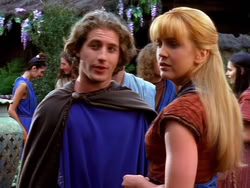 extant_XenaWarriorPrincess_1x13-AthensCityAcademyOfThePerformingBards_0527
