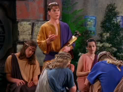 extant_XenaWarriorPrincess_1x13-AthensCityAcademyOfThePerformingBards_0534