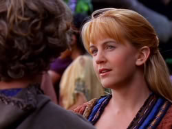 extant_XenaWarriorPrincess_1x13-AthensCityAcademyOfThePerformingBards_0552