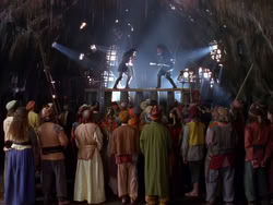extant_XenaWarriorPrincess_1x13-AthensCityAcademyOfThePerformingBards_0625