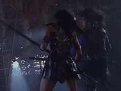 extant_XenaWarriorPrincess_1x13-AthensCityAcademyOfThePerformingBards_0627
