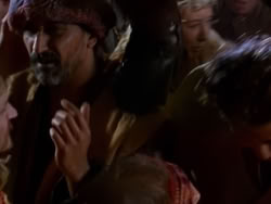 extant_XenaWarriorPrincess_1x13-AthensCityAcademyOfThePerformingBards_0659