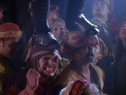 extant_XenaWarriorPrincess_1x13-AthensCityAcademyOfThePerformingBards_0663