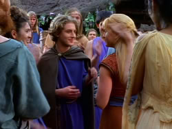 extant_XenaWarriorPrincess_1x13-AthensCityAcademyOfThePerformingBards_0715