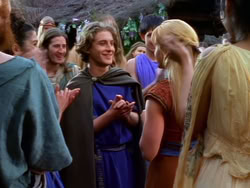 extant_XenaWarriorPrincess_1x13-AthensCityAcademyOfThePerformingBards_0716