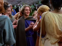 extant_XenaWarriorPrincess_1x13-AthensCityAcademyOfThePerformingBards_0720