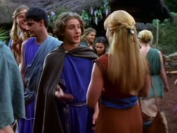 extant_XenaWarriorPrincess_1x13-AthensCityAcademyOfThePerformingBards_0725