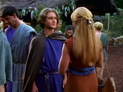 extant_XenaWarriorPrincess_1x13-AthensCityAcademyOfThePerformingBards_0726