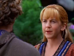 extant_XenaWarriorPrincess_1x13-AthensCityAcademyOfThePerformingBards_0731