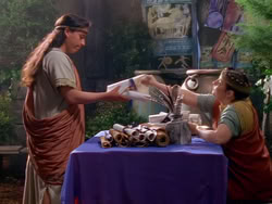 extant_XenaWarriorPrincess_1x13-AthensCityAcademyOfThePerformingBards_0753