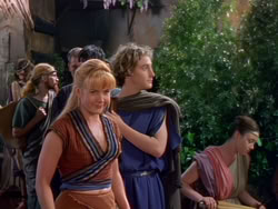 extant_XenaWarriorPrincess_1x13-AthensCityAcademyOfThePerformingBards_0796